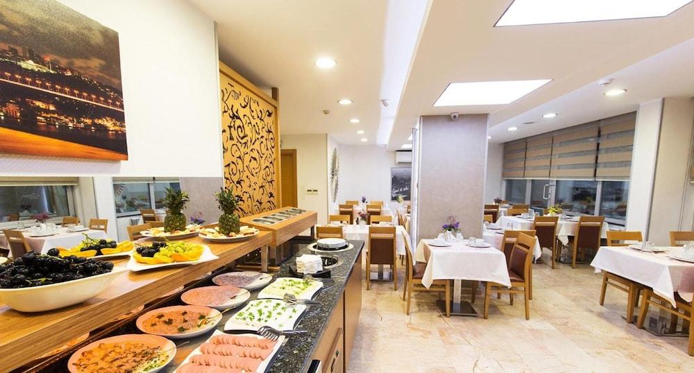 แอสพาเลซ โฮเต็ล Hotel อิสตันบูล ภายนอก รูปภาพ