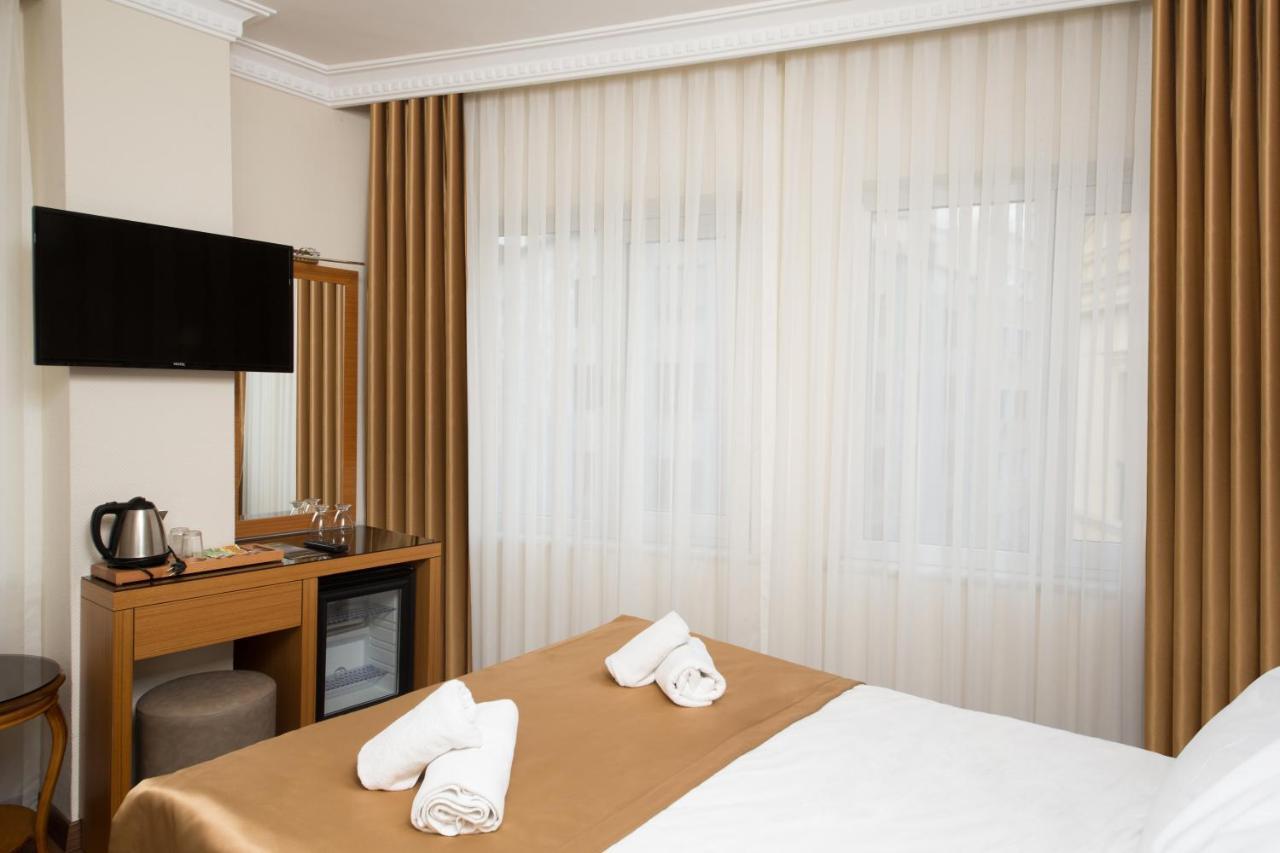 แอสพาเลซ โฮเต็ล Hotel อิสตันบูล ภายนอก รูปภาพ